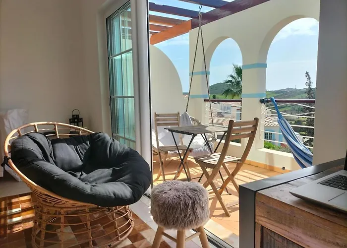 Komfortables Town House In Traumhafter Lage