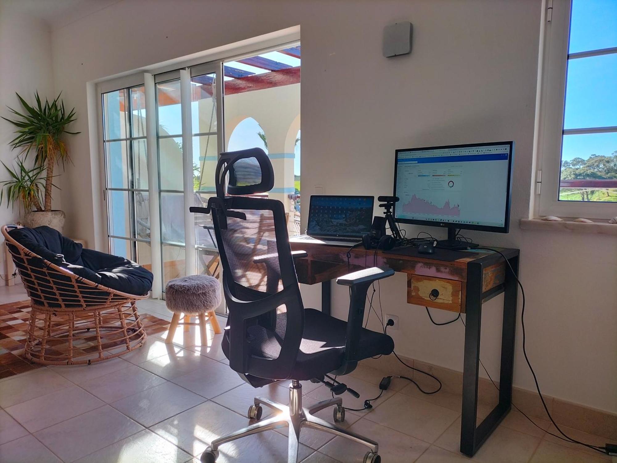 Komfortables Town House In Traumhafter Lage Apartment