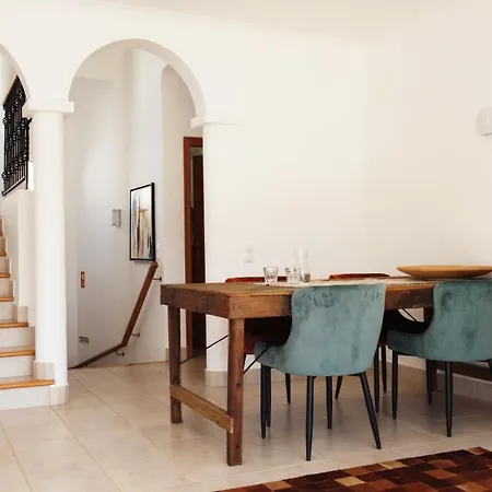 Komfortables Town House In Traumhafter Lage Budens Exterior photo